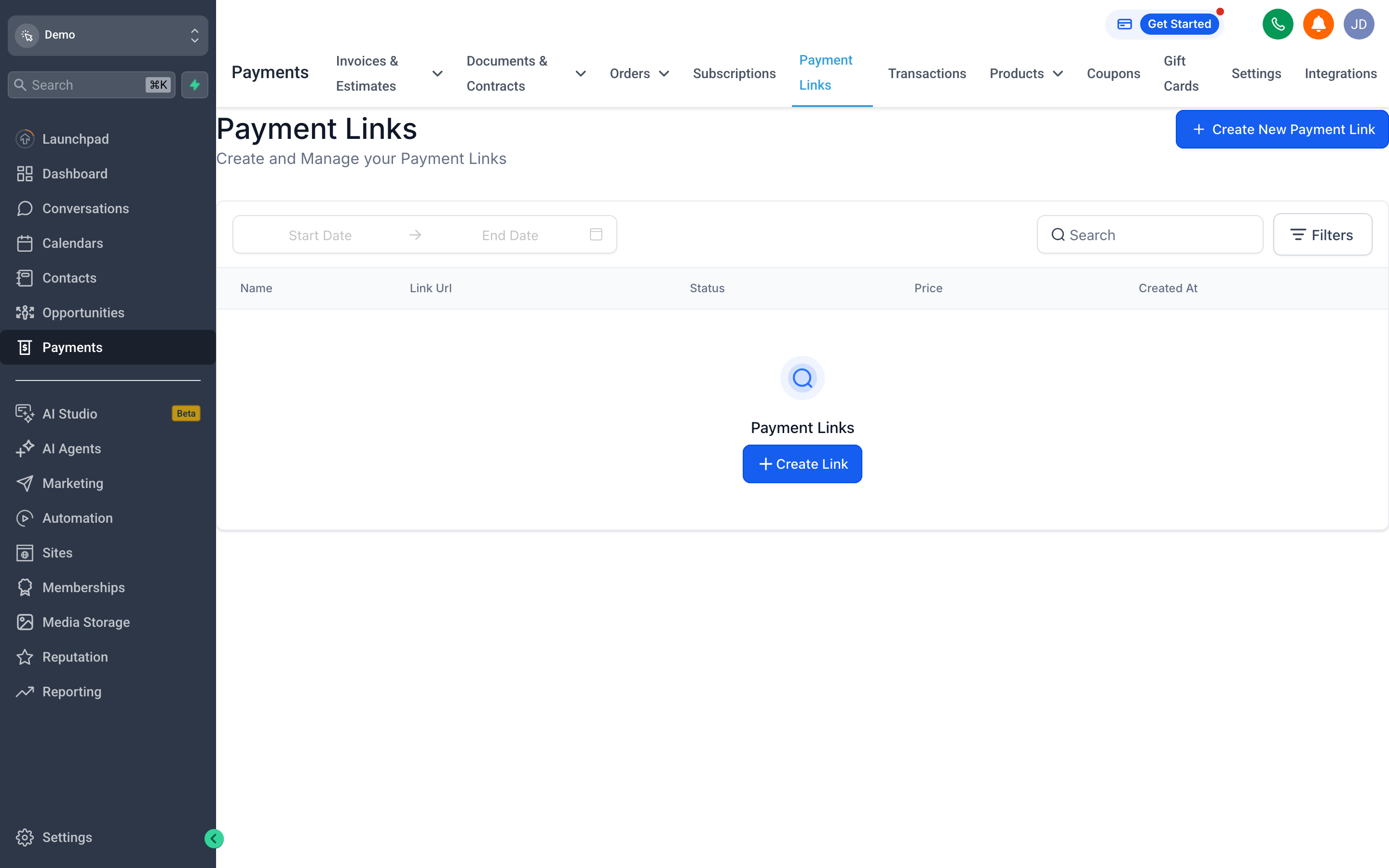 A payment link configuration screen showing a product selection and shareable URL